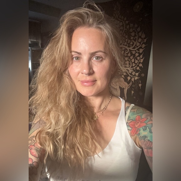 Meet your Posher, Tracy - Picture 2 of 12